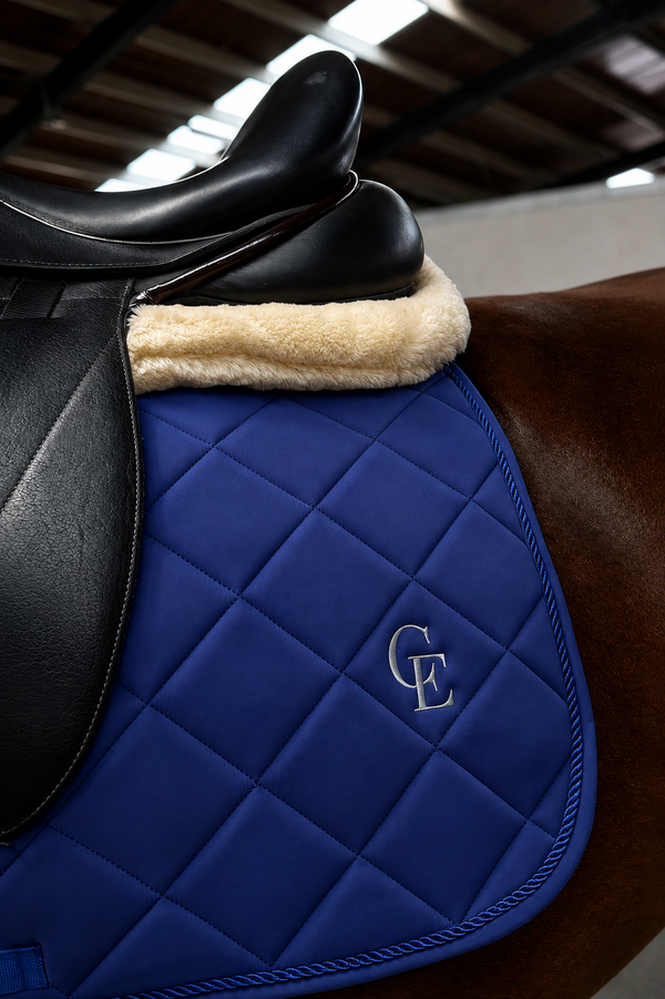 Tapis de selle de dressage pour cheval – Majesty | Celiana Equestrian
